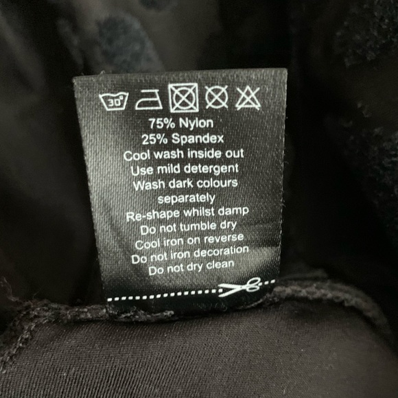 Balance Athletica Lux kingdom velvet leopard 7/8 leggings - Picture 4 of 7